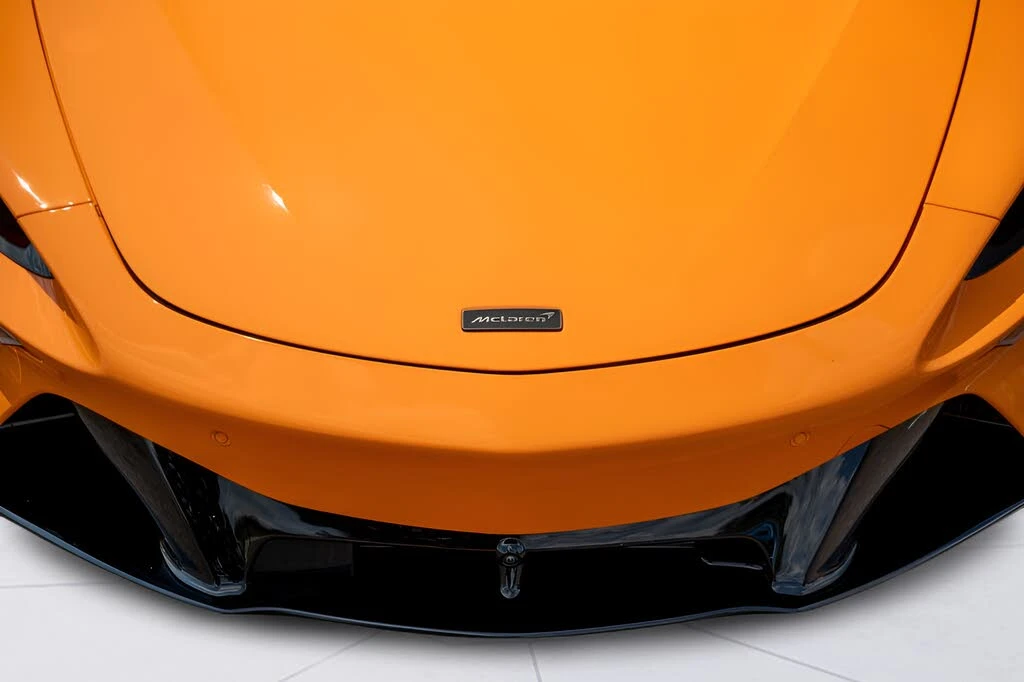 2025 McLaren Artura - Image 9 of 31