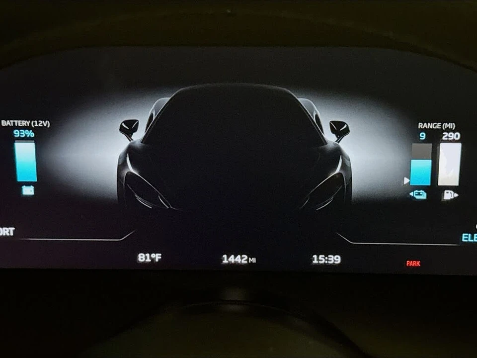 2025 McLaren Artura - Image 12 of 26