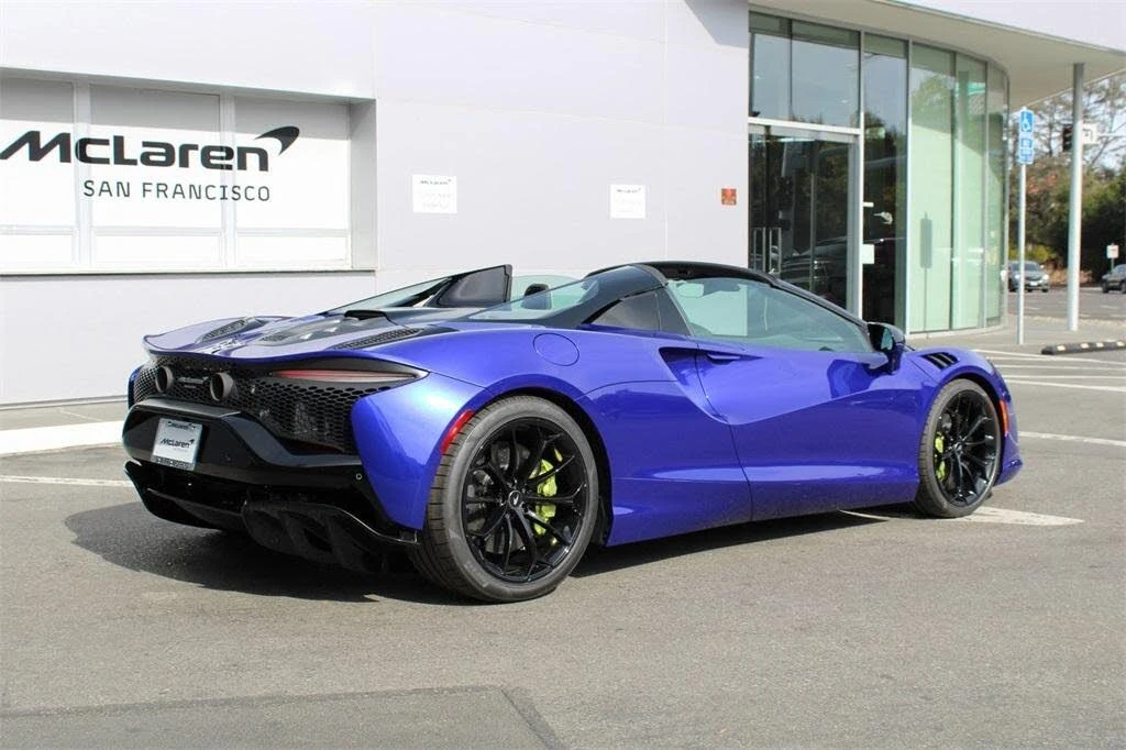 2025 McLaren Artura - Image 21 of 31