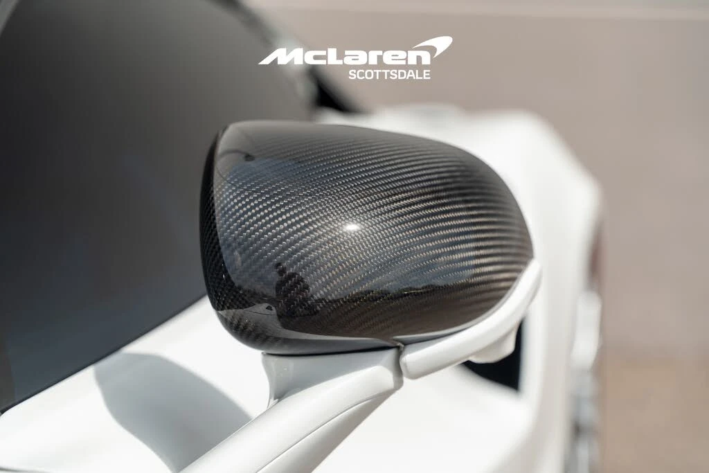 2025 McLaren Artura - Image 24 of 31