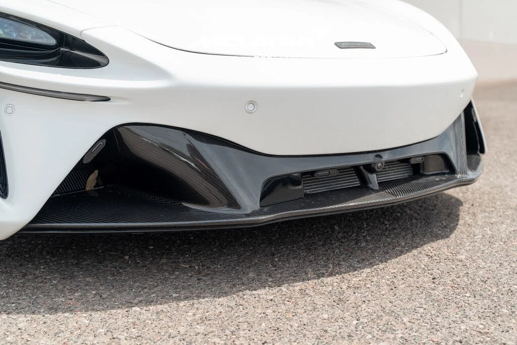 2025 McLaren Artura - Image 22 of 31