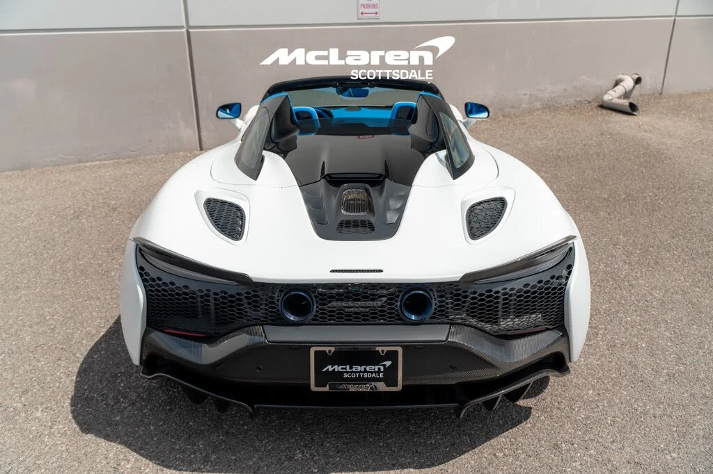 2025 McLaren Artura - Image 31 of 31