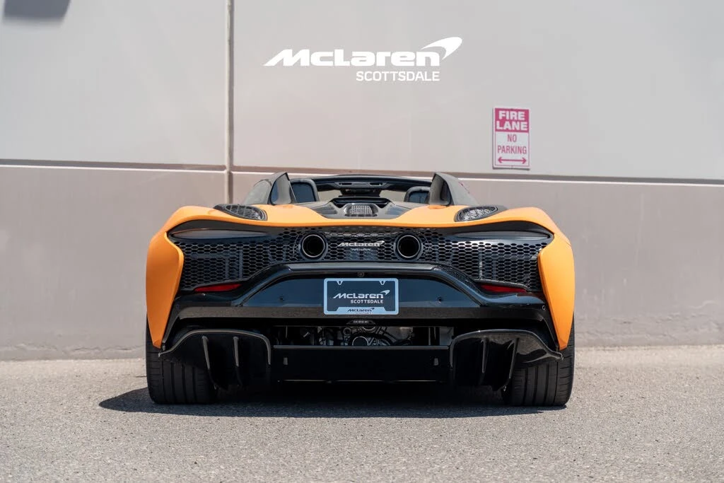 2025 McLaren Artura Spider - Image 6 of 29