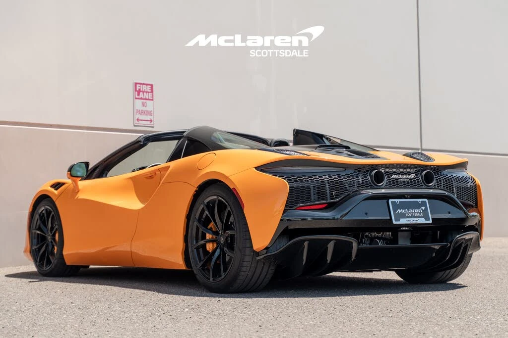 2025 McLaren Artura Spider - Image 5 of 29