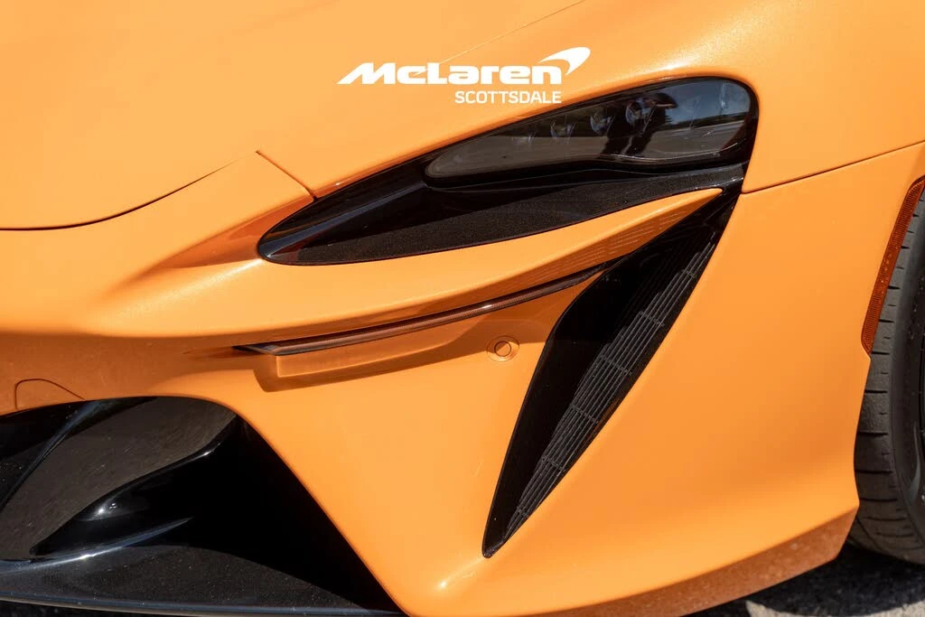2025 McLaren Artura Spider - Image 20 of 29