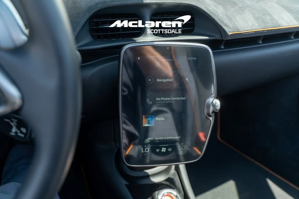 2025 McLaren Artura Spider - Image 15 of 29