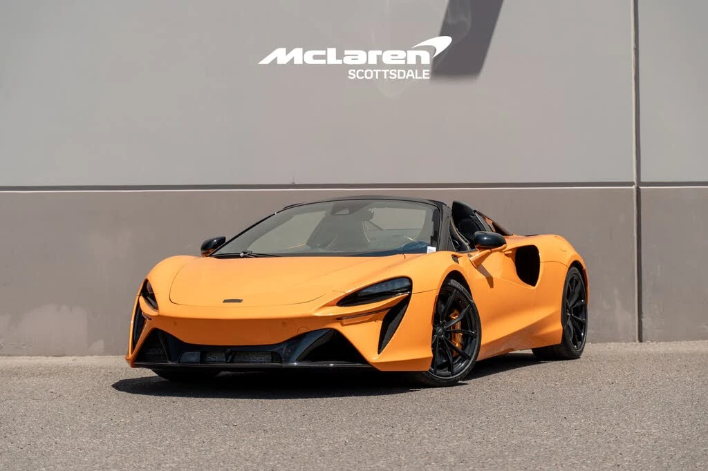 2025 McLaren Artura Spider - Image 2 of 29