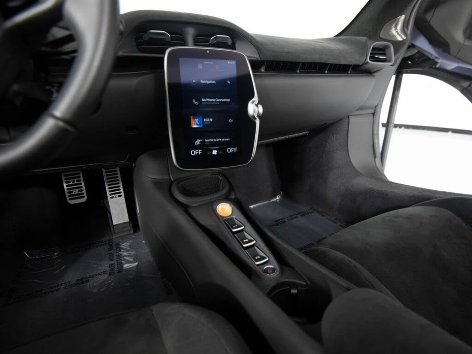 2025 McLaren Artura - Image 22 of 31
