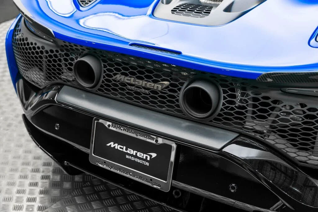 2025 McLaren Artura - Image 7 of 31