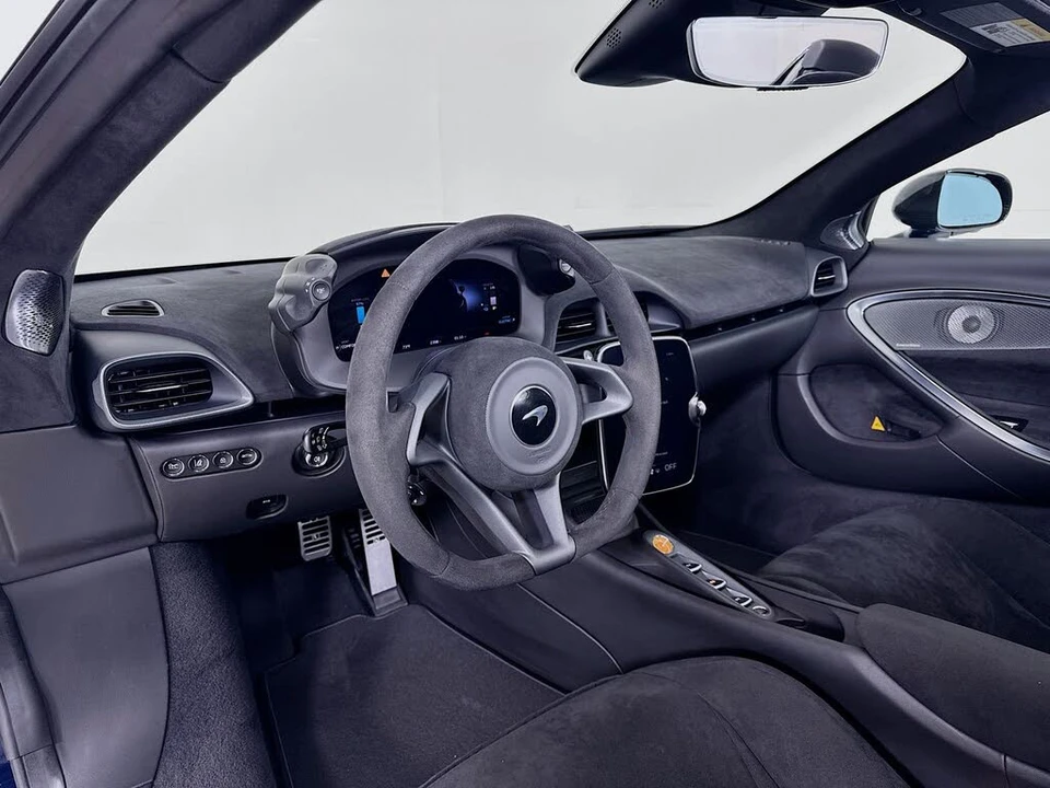 2025 McLaren Artura - Image 10 of 24