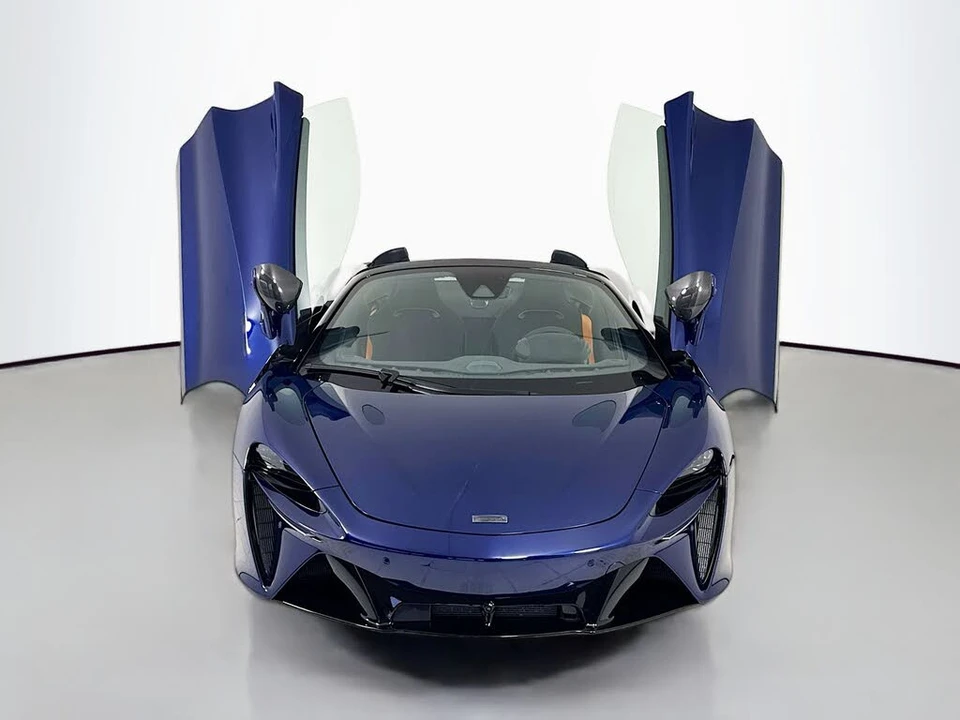 2025 McLaren Artura - Image 2 of 24