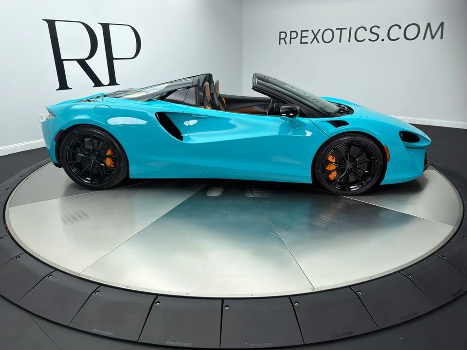 2025 McLaren Artura - Image 7 of 31