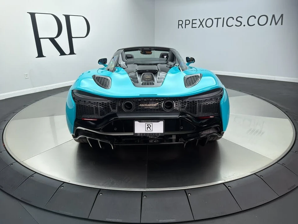 2025 McLaren Artura - Image 5 of 31
