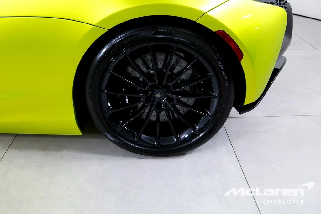 2025 McLaren Artura - Image 26 of 29