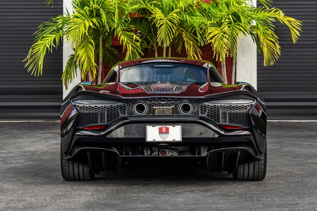 2025 McLaren Artura - Image 14 of 31