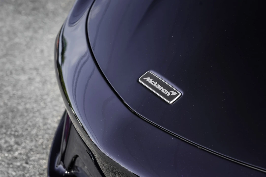 2025 McLaren Artura - Image 30 of 31