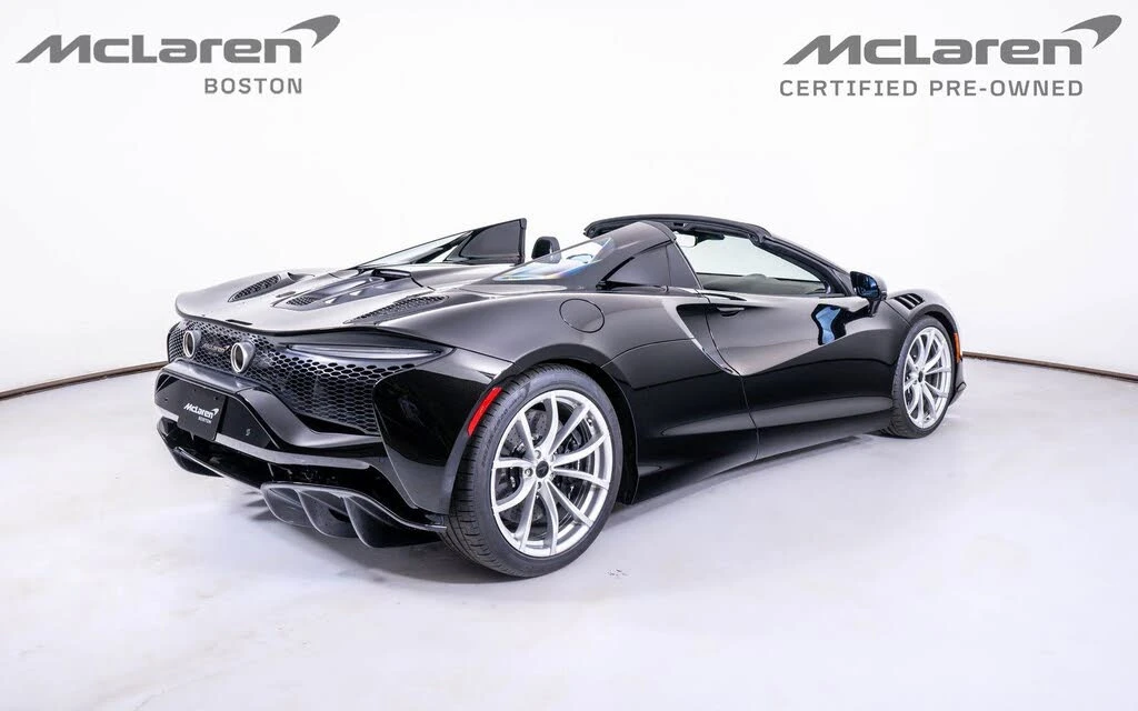2025 McLaren Artura Spider - Image 7 of 22