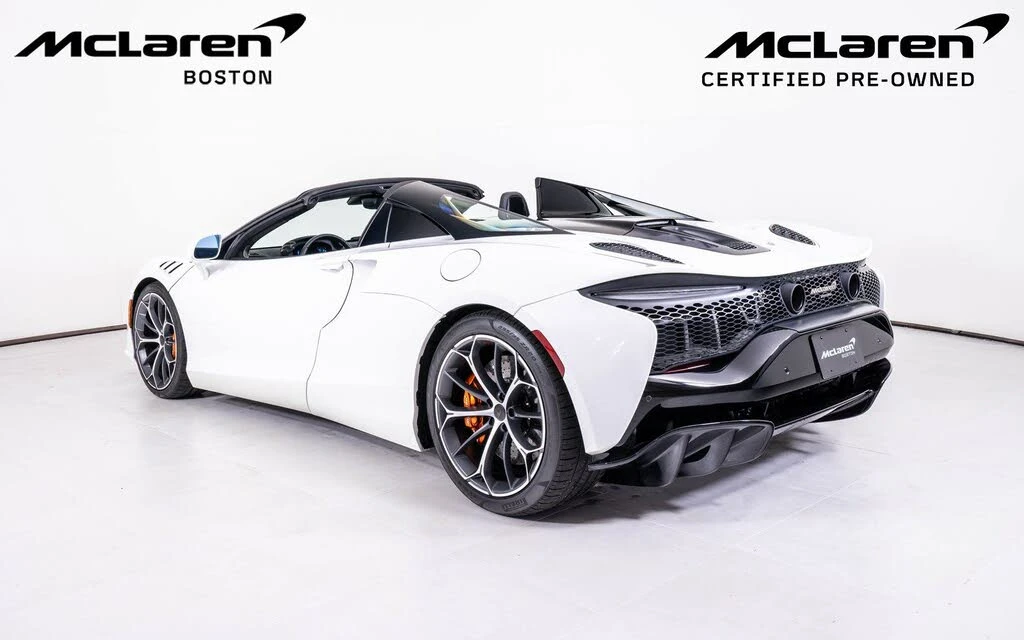 2025 McLaren Artura Spider - Image 5 of 22