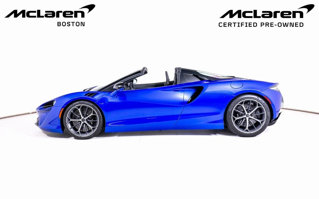 2025 McLaren Artura Spider - Image 2 of 22
