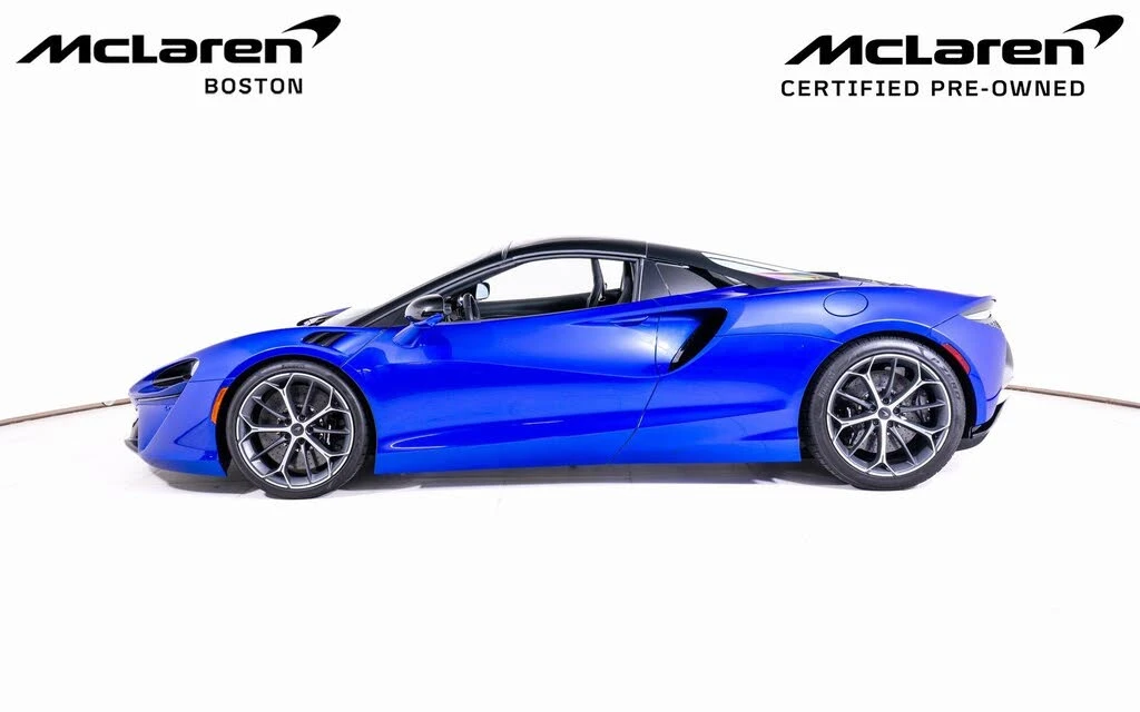 2025 McLaren Artura Spider - Image 3 of 22