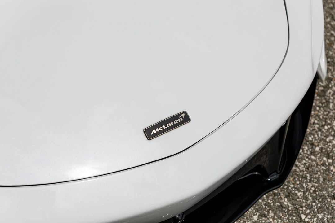 2025 McLaren Artura - Image 20 of 31