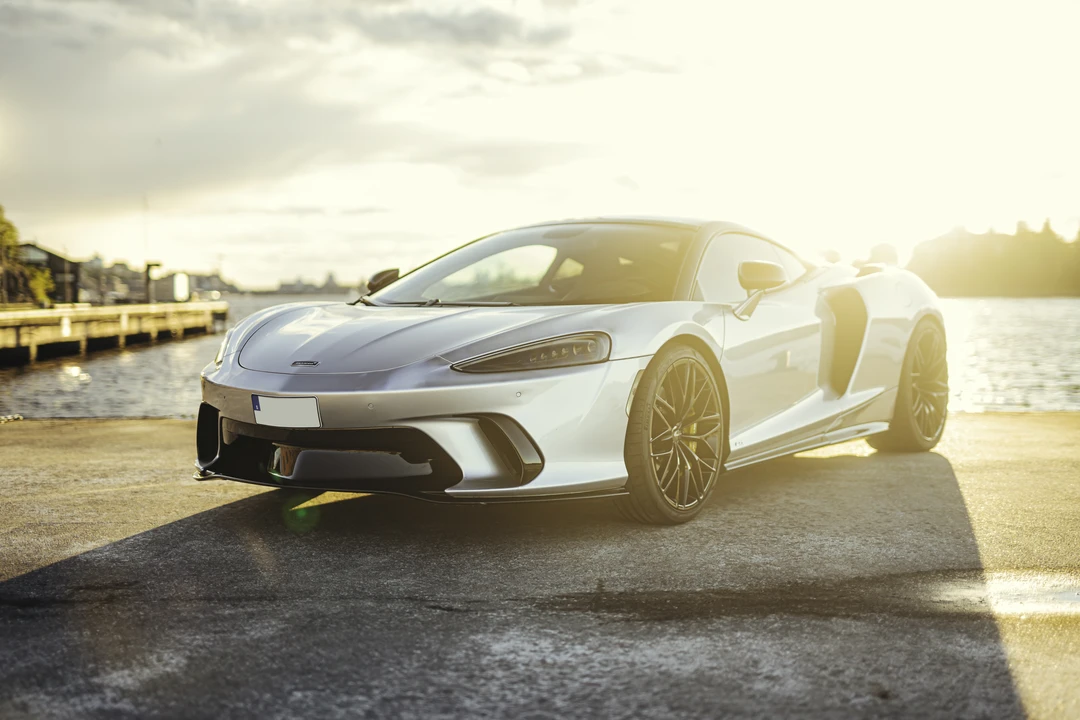 2025 McLaren GT - Image 3 of 6