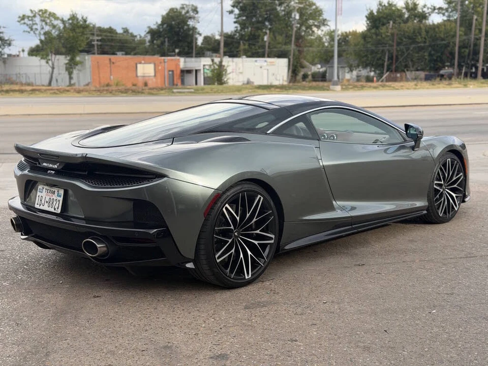 2025 McLaren GT - Image 6 of 12