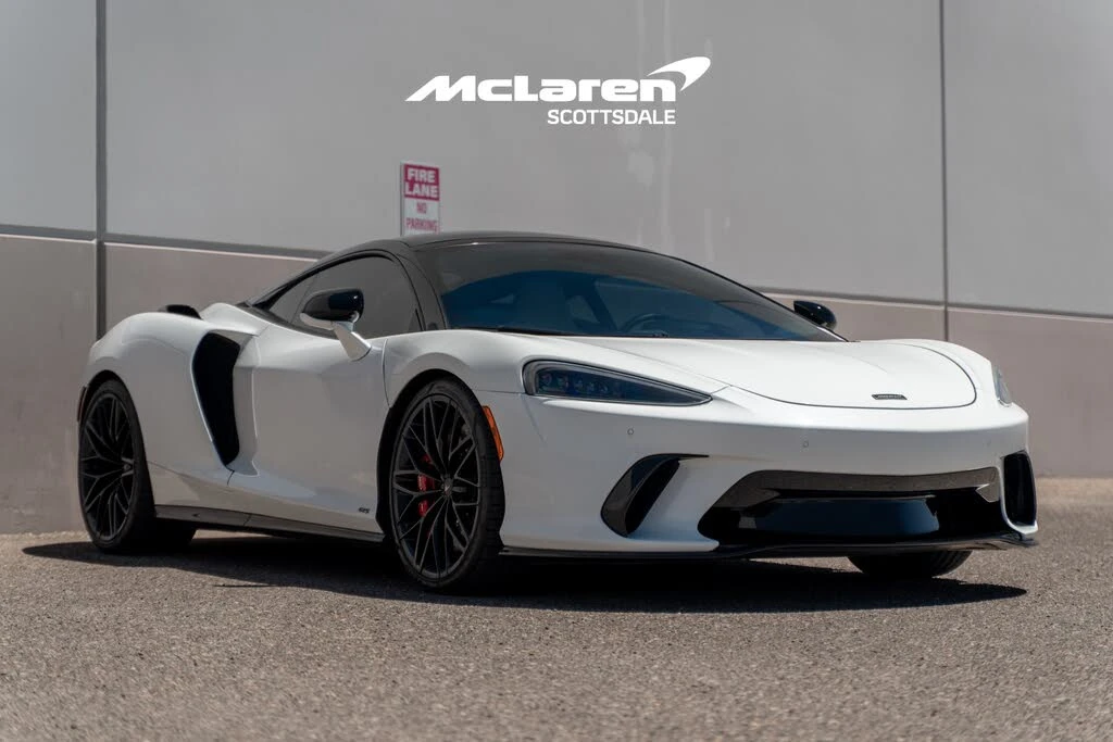 2025 McLaren GT - Image 9 of 31