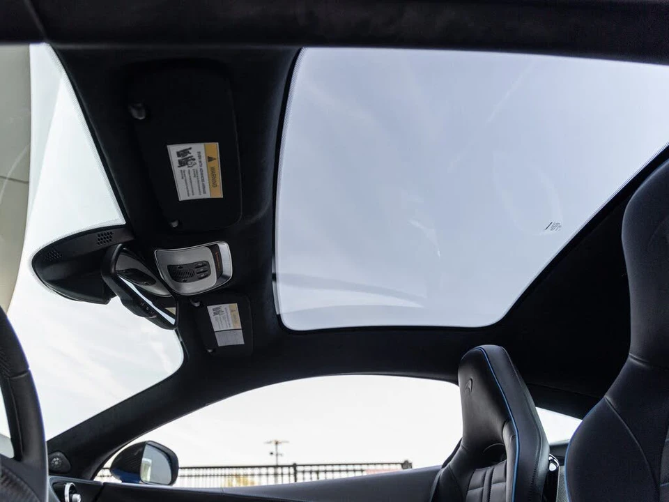 2025 McLaren GT - Image 28 of 31