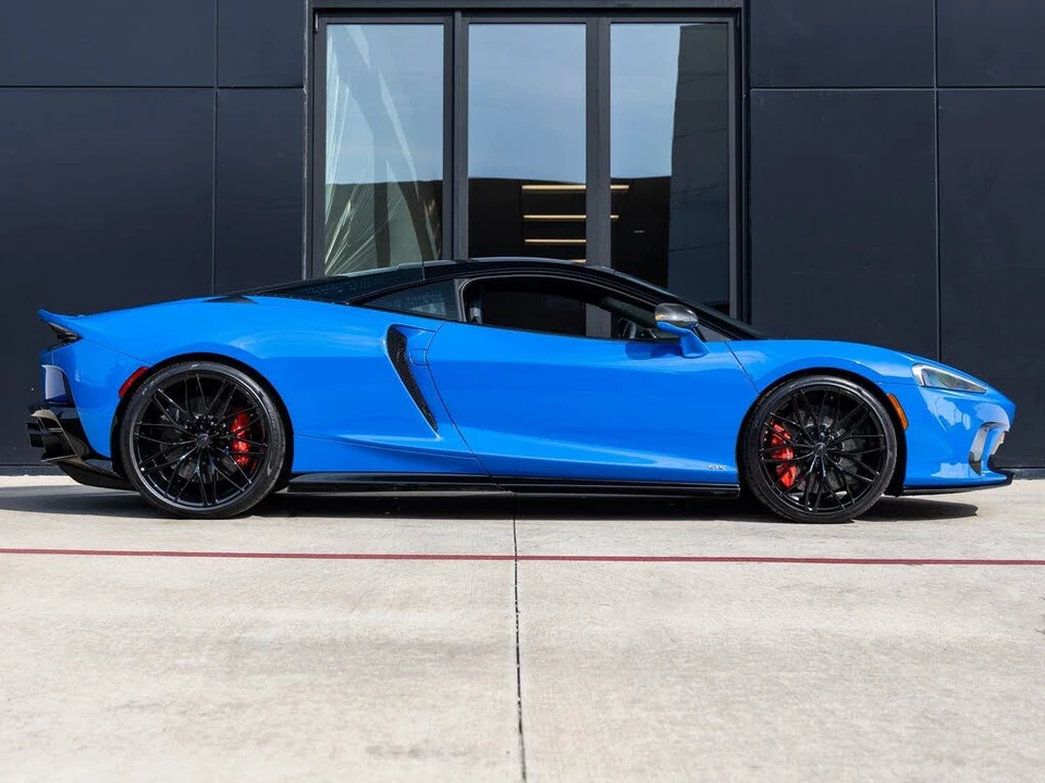 2025 McLaren GT - Image 11 of 31