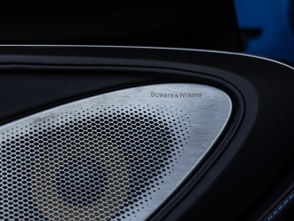 2025 McLaren GT - Image 24 of 31