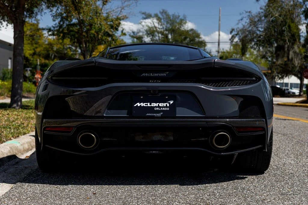 2025 McLaren GT - Image 9 of 31