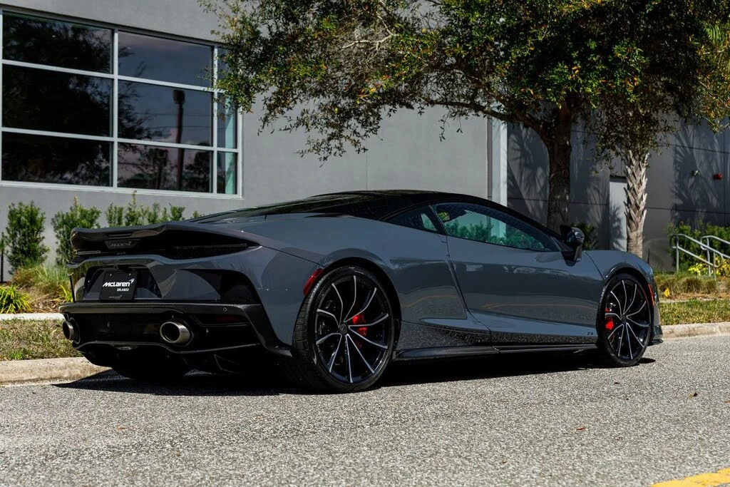 2025 McLaren GT - Image 7 of 31