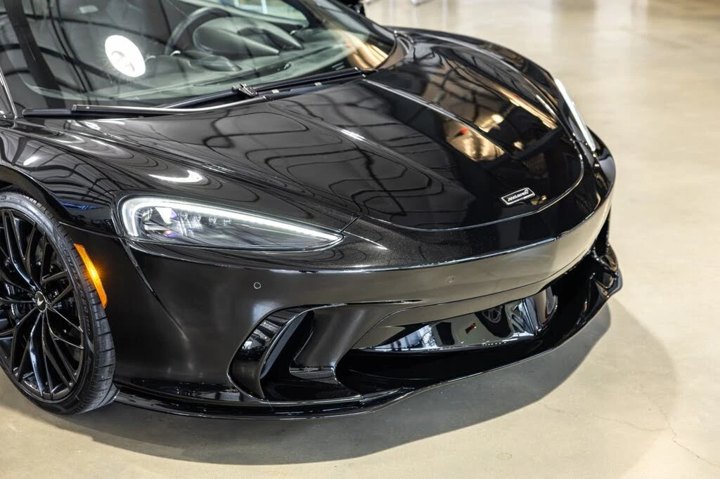 2025 McLaren GT - Image 19 of 31