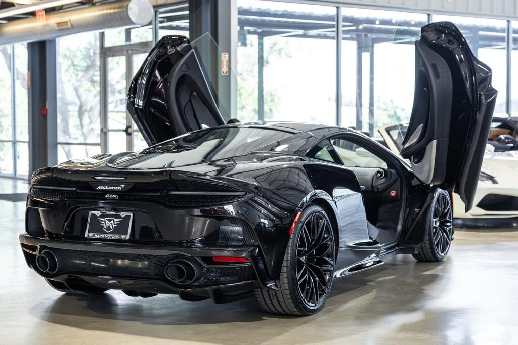 2025 McLaren GT - Image 6 of 31