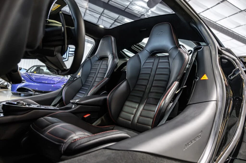 2025 McLaren GT - Image 31 of 31