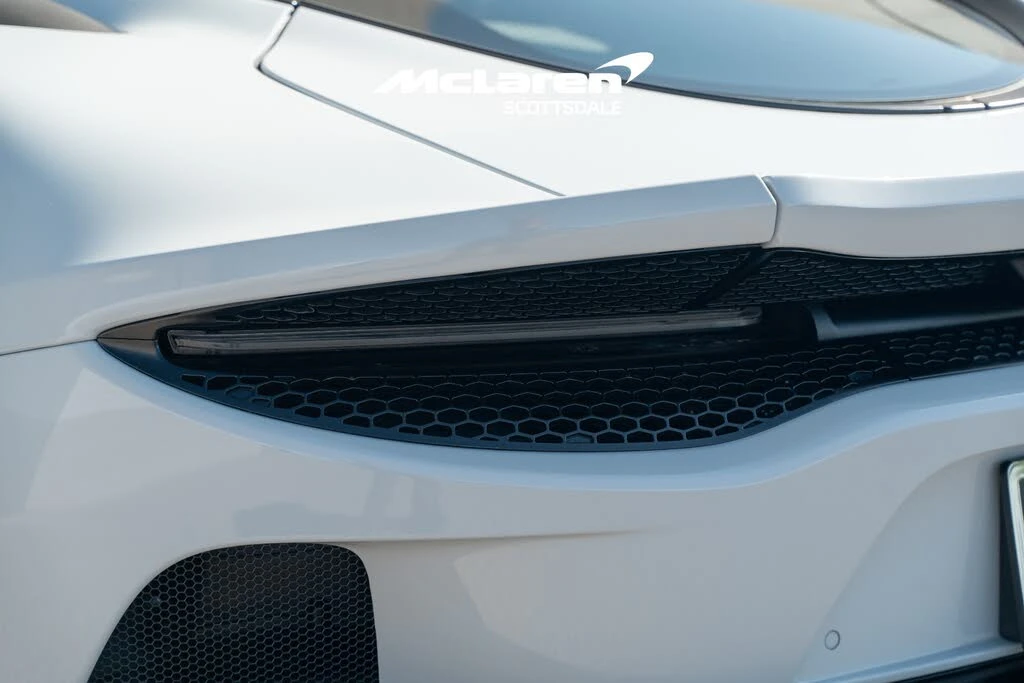 2025 McLaren GT - Image 22 of 31