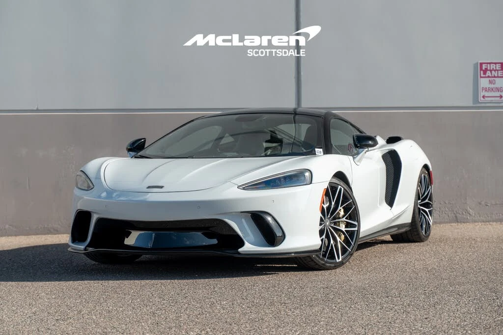 2025 McLaren GT - Image 2 of 31