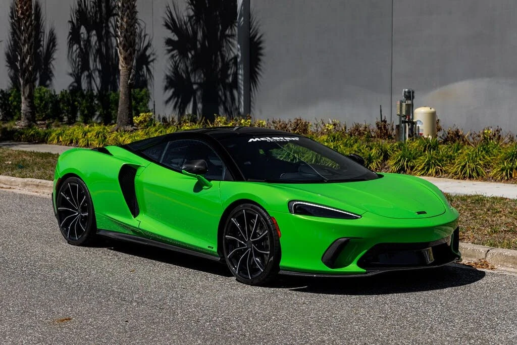 2025 McLaren GT - Image 2 of 31