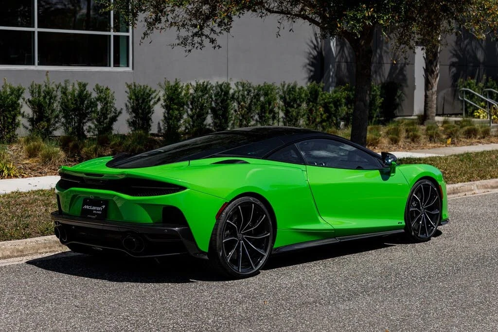2025 McLaren GT - Image 8 of 31