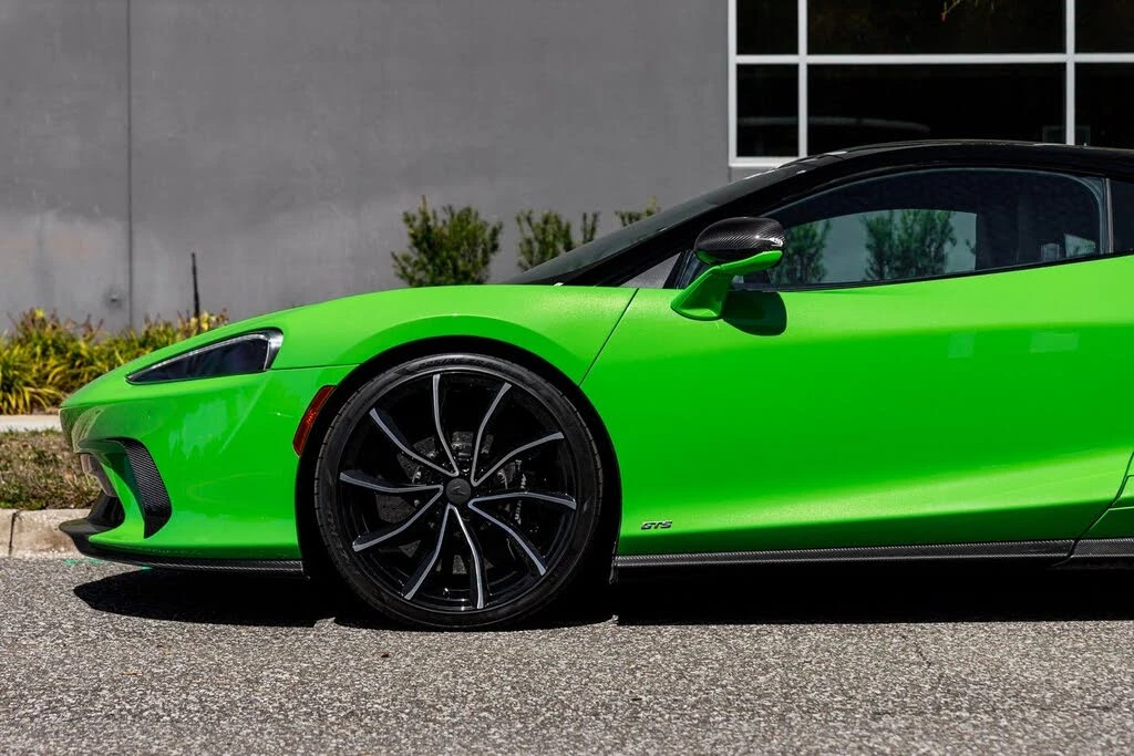2025 McLaren GT - Image 17 of 31