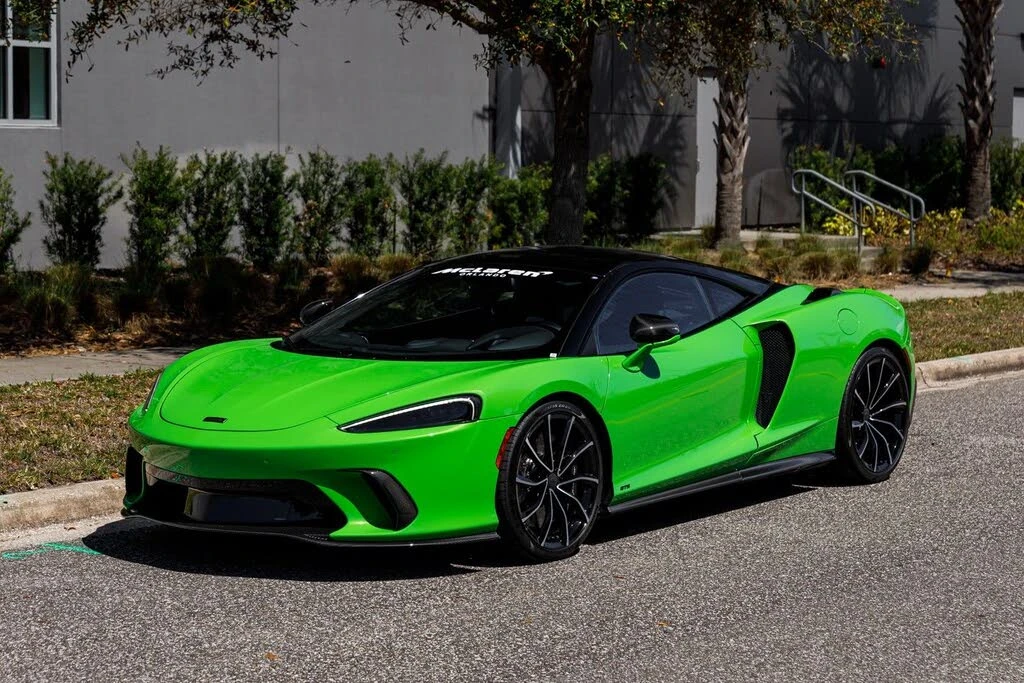 2025 McLaren GT - Image 21 of 31