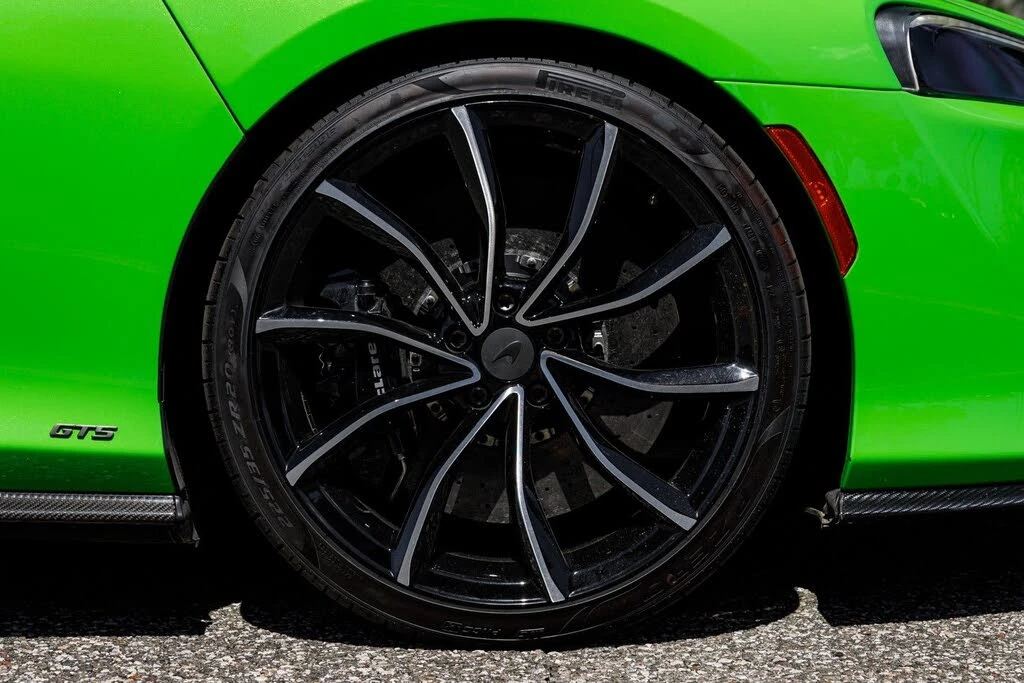 2025 McLaren GT - Image 7 of 31