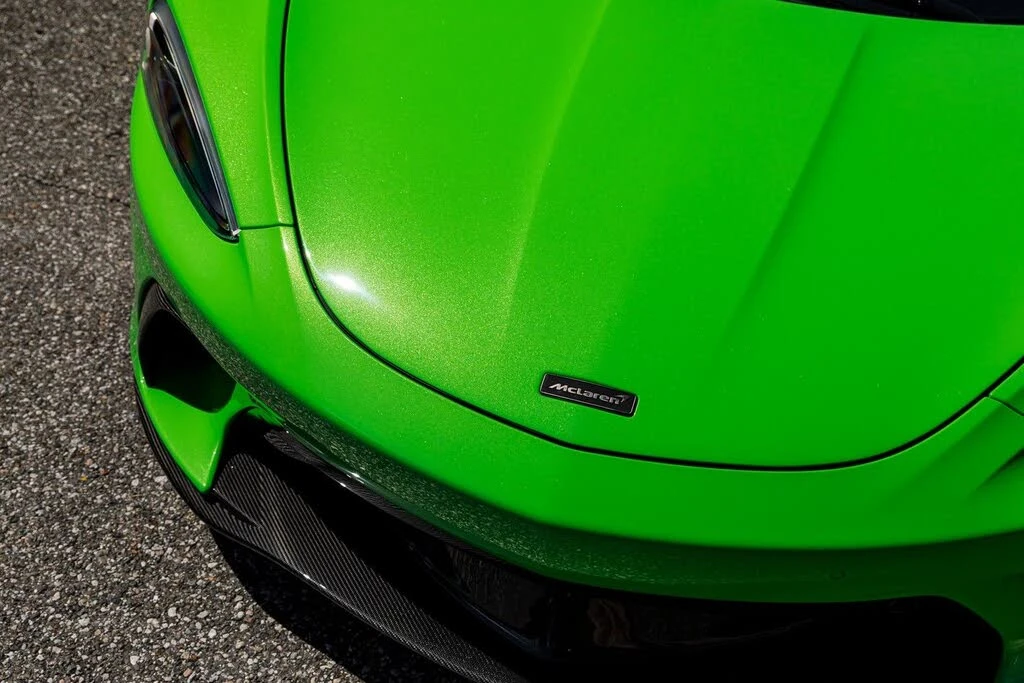 2025 McLaren GT - Image 25 of 31