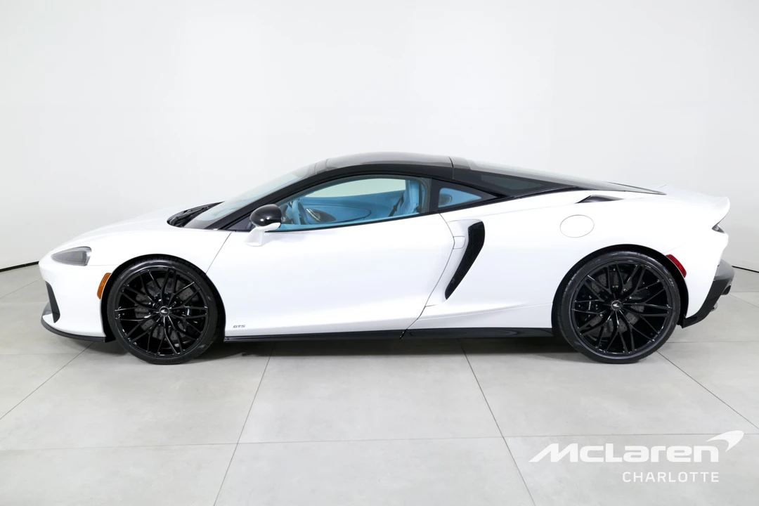 2025 McLaren GT - Image 6 of 31
