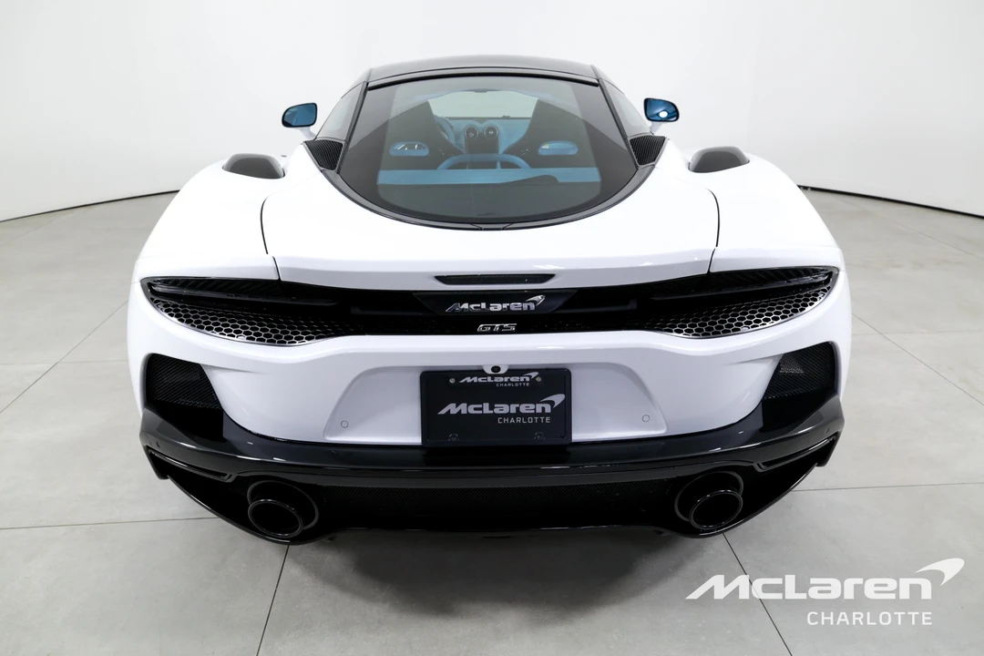 2025 McLaren GT - Image 8 of 31