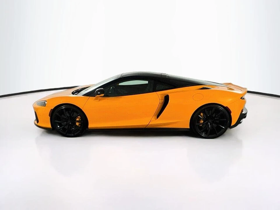 2025 McLaren GT - Image 8 of 31