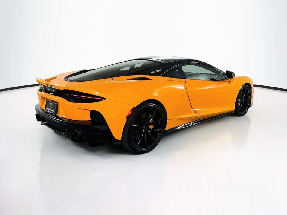 2025 McLaren GT - Image 5 of 31