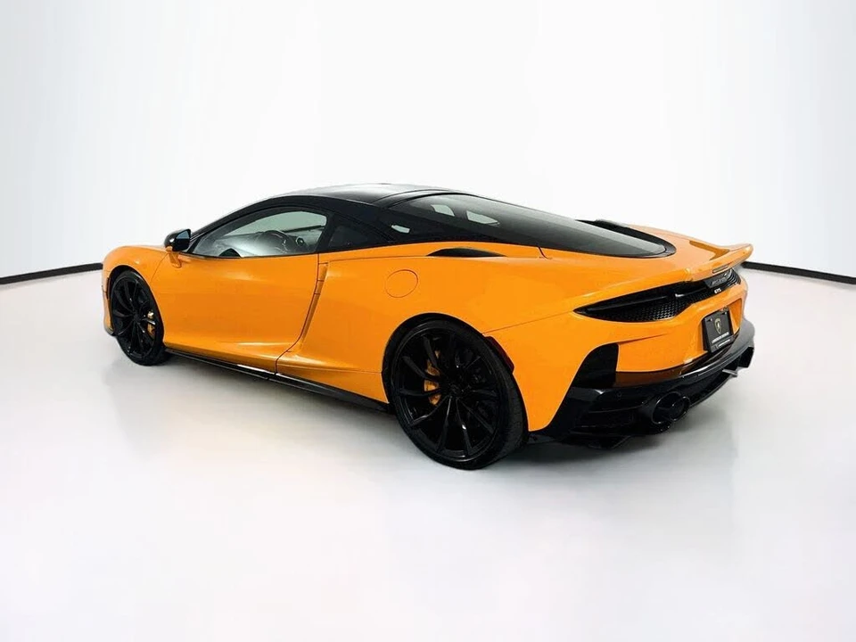 2025 McLaren GT - Image 7 of 31