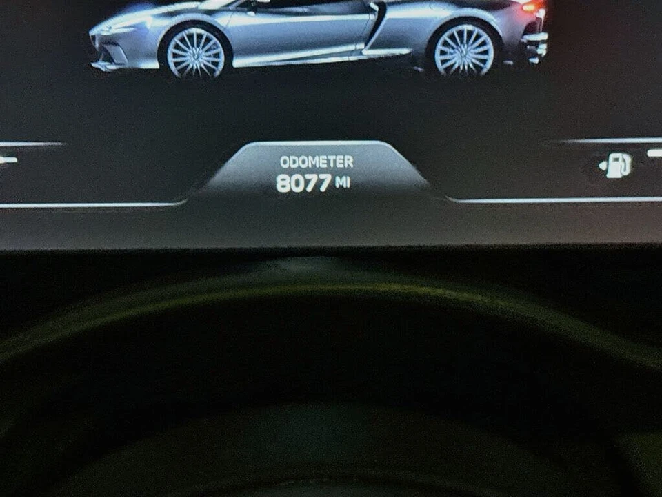 2025 McLaren GT - Image 12 of 31